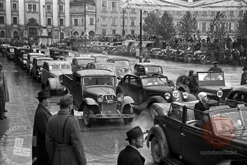 dan-motociklizma-z-osrednjo-prireditvijo-avtomobilskim-mitingom-na-kongresnem-trgu-3-november-1946-foto-marjan-pfeifer-hrani-muzej-novejse-zgodovine-slovenije