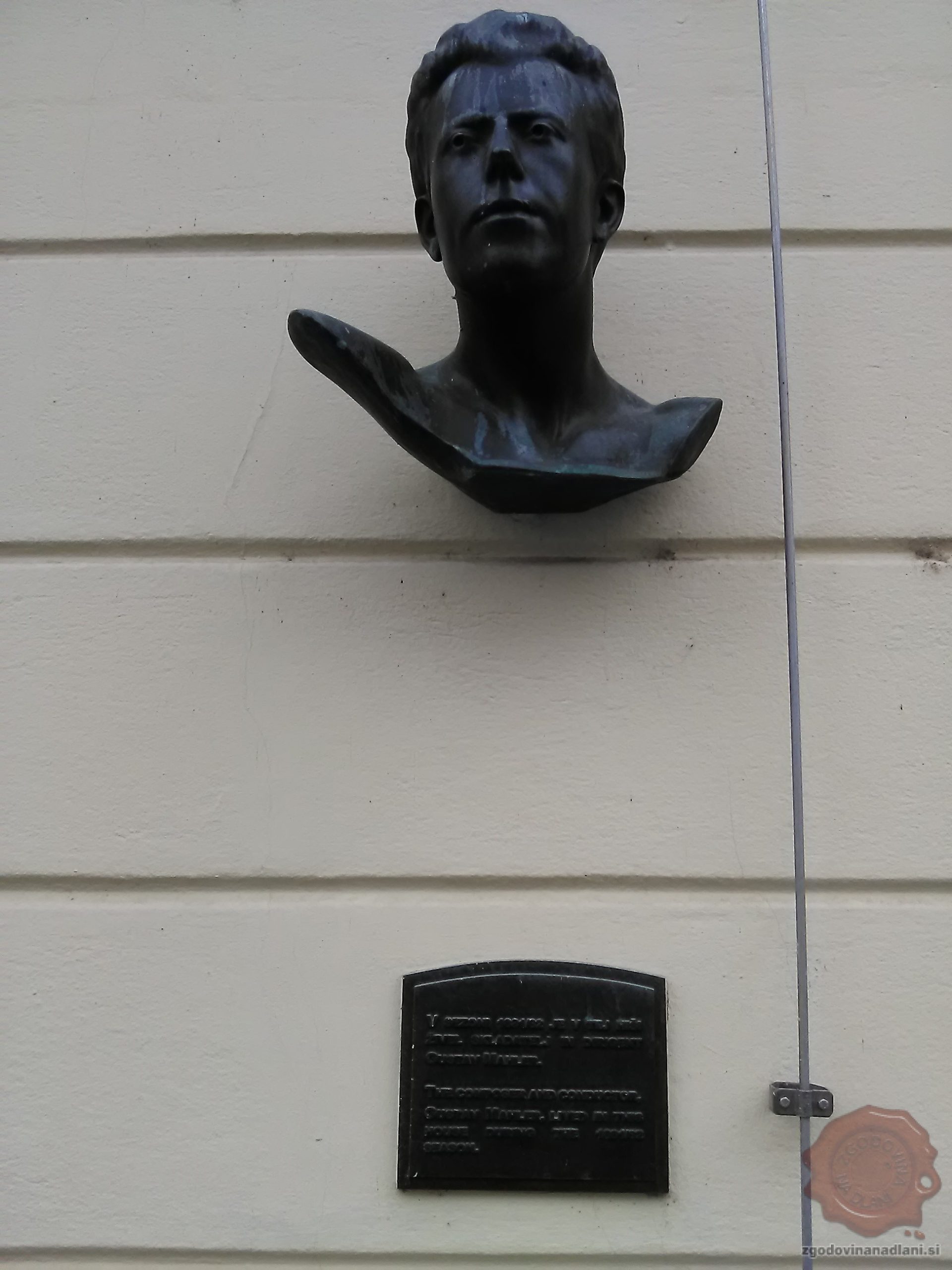 Doprsni kip Mahlerja na ljubljanskem mestnem trgu. Foto Danijel Osmanagić.