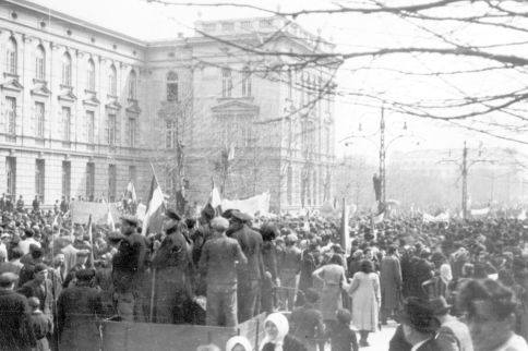 Demonstracije v Beogradu, FOTO Wikipedia