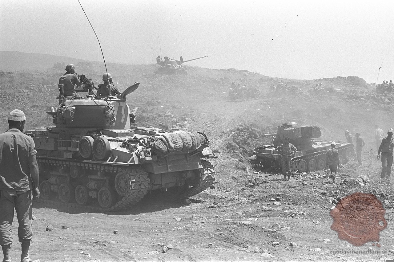 Izraelski tanki na Golanski planoti (FOTO: Wikipedia)