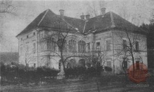 Gospodinjska šola leta 1926. Vir: Ilustrirani Slovenec (04.07.1926), letnik 2, številka 27, str. 3.