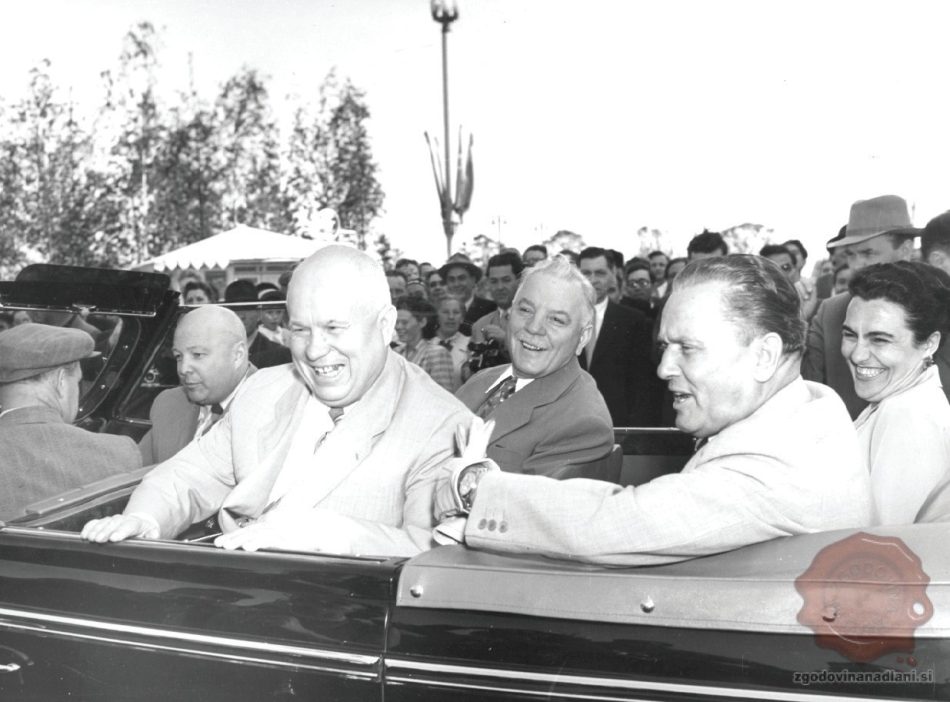 Tito in Hruščov v Beogradu leta 1955. Vir sistory.si.